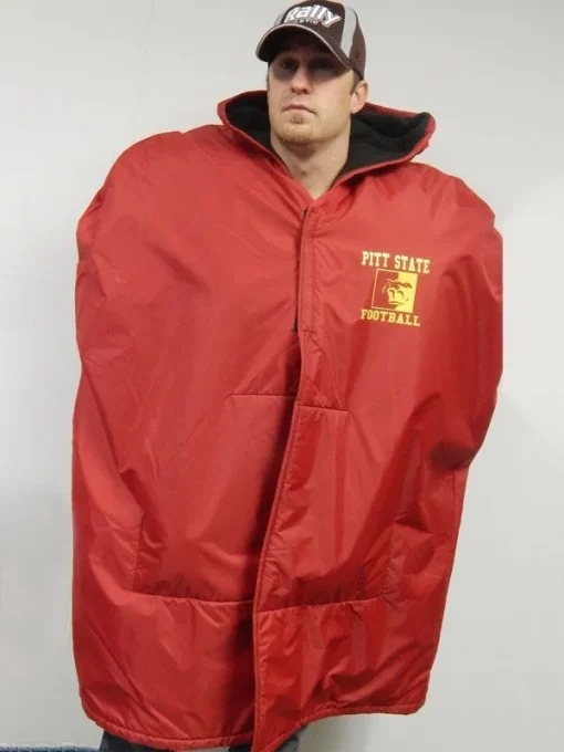 NFL Sideline Cape Coat – Where Performance Meets Style on Game Day